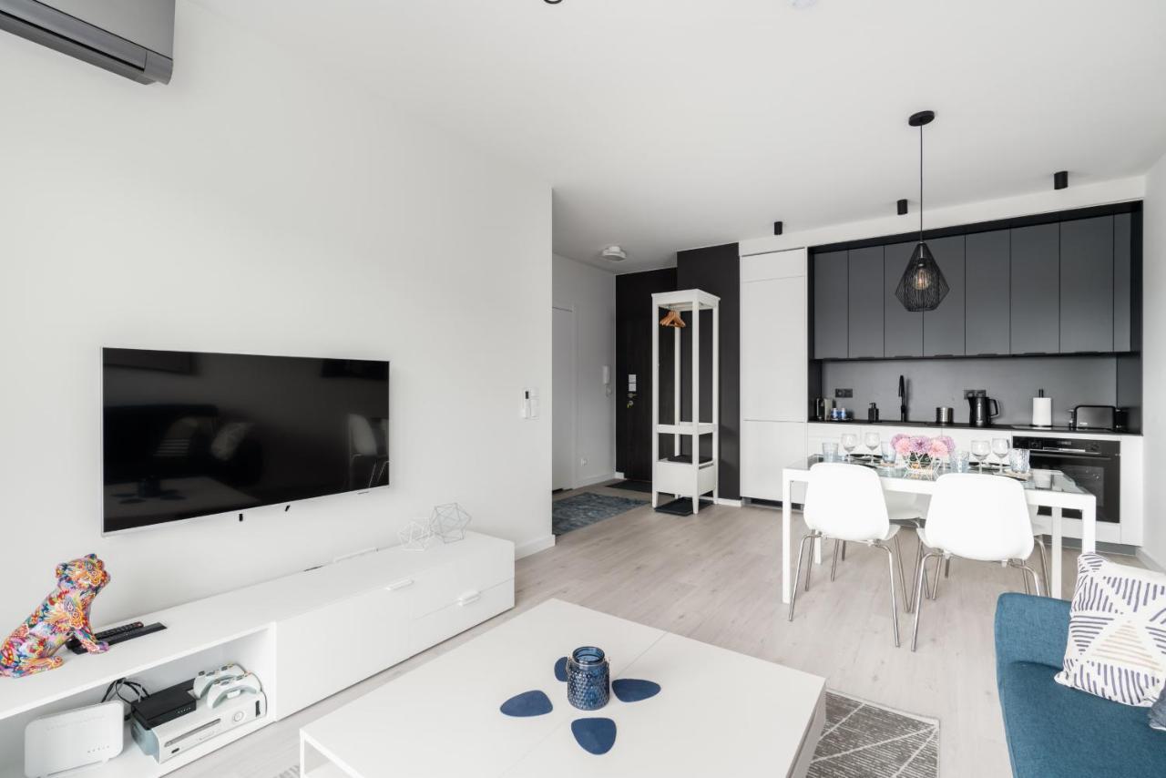 Stara Cegielnia Lake View Apartment By Renters Prestige Poznań Kültér fotó